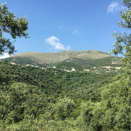 شقة Lumra