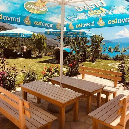 Lumra Lägenhet Lukovë